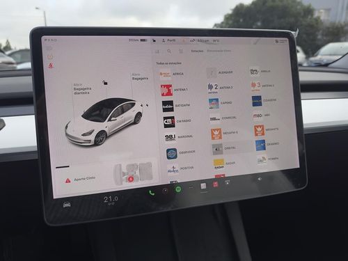 Tesla Model 3 - Photo 32