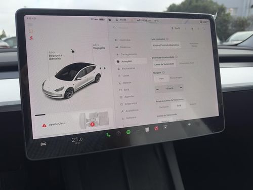 Tesla Model 3 - Photo 35