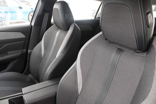 Peugeot e-308 - Photo 10