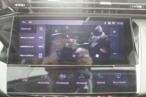 Peugeot e-308 - Photo 24