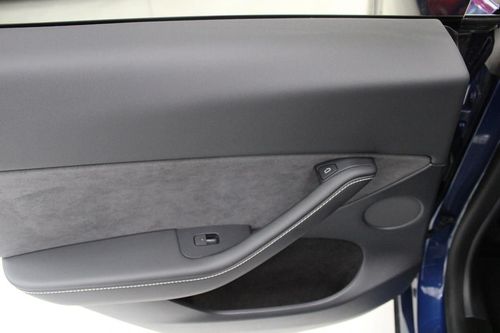 Tesla Model Y - Photo 13