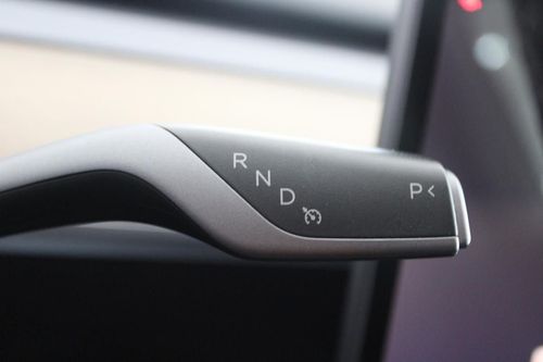 Tesla Model Y - Photo 19