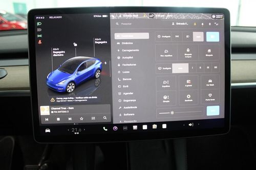Tesla Model Y - Photo 21