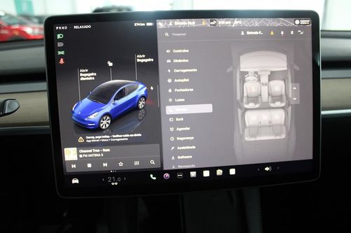 Tesla Model Y - Photo 27