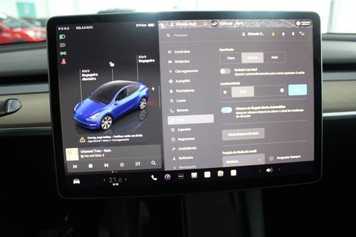 Tesla Model Y - Photo 28