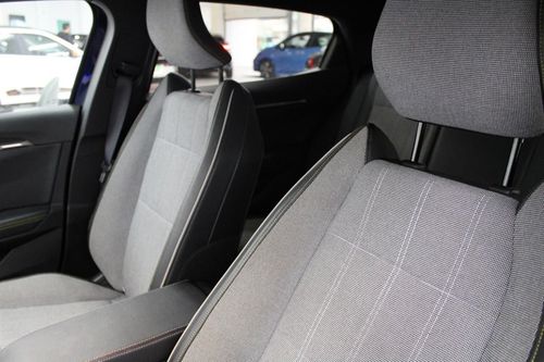 Renault Mégane E-Tech - Photo 11