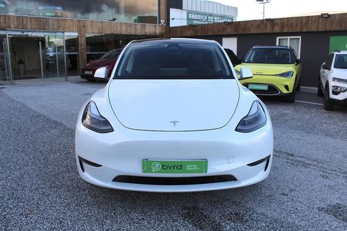 Tesla Model Y - Photo 3