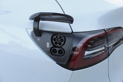 Tesla Model Y - Photo 11