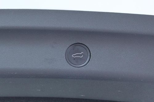 Tesla Model Y - Photo 17