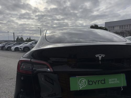 Tesla Model Y - Photo 8