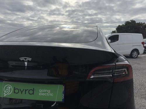 Tesla Model Y - Photo 9