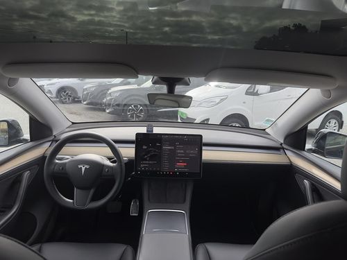 Tesla Model Y - Photo 16