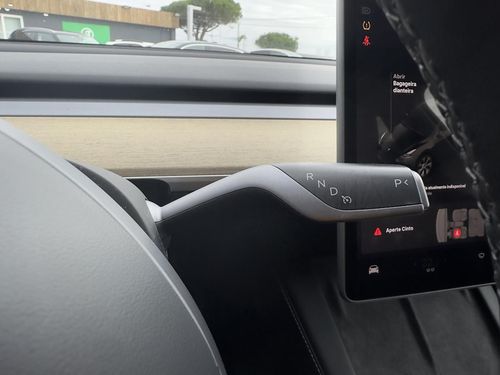 Tesla Model Y - Photo 26