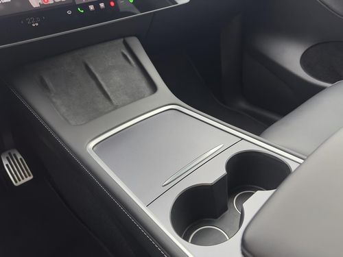 Tesla Model Y - Photo 28