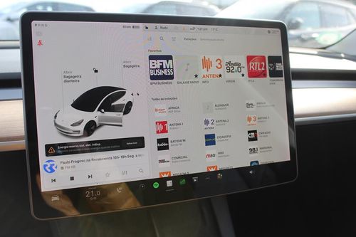 Tesla Model 3 - Photo 31