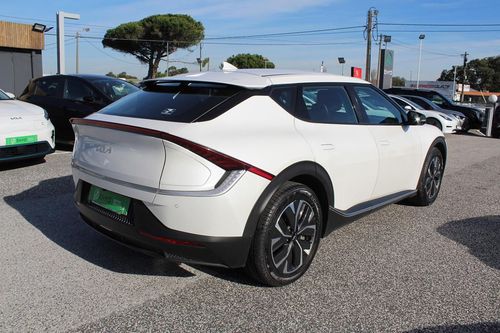 Kia EV6 - Photo 7