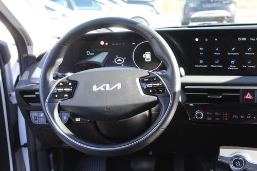 Kia EV6 - Photo 22