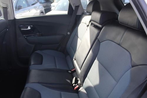 Kia e-Niro - Photo 23