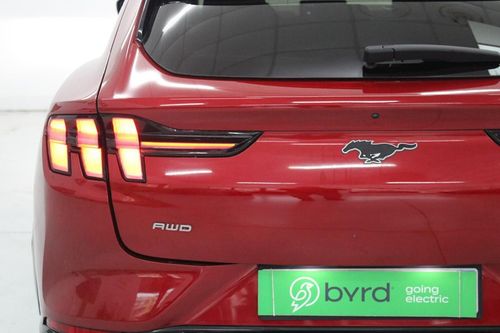 Ford Mustang Mach-E - Photo 7