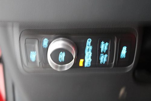 Ford Mustang Mach-E - Photo 16