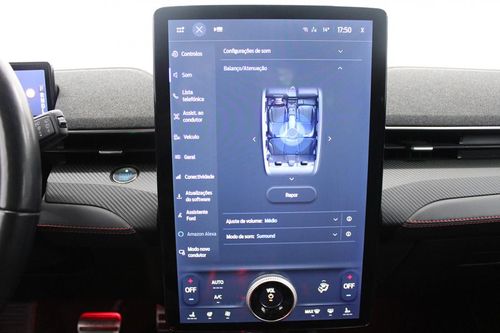 Ford Mustang Mach-E - Photo 25