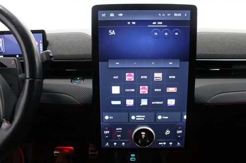 Ford Mustang Mach-E - Photo 31