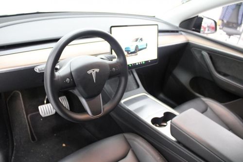 Tesla Model Y - Photo 11