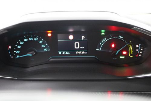 Peugeot e-208 - Photo 19