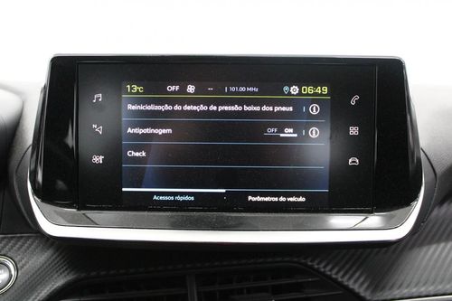 Peugeot e-208 - Photo 26