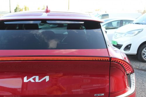 Kia EV6 - Photo 10