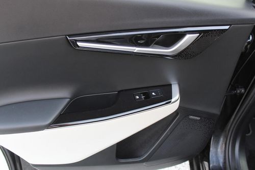 Kia EV6 - Photo 36
