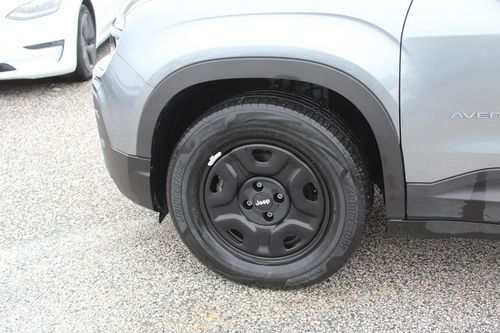 Jeep Avenger - Photo 6