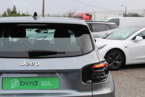 Jeep Avenger - Photo 12