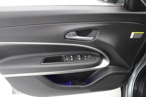 Jeep Avenger - Photo 9