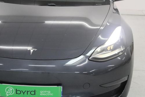 Tesla Model 3 - Photo 5