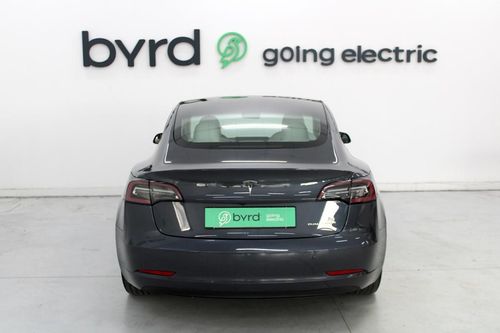 Tesla Model 3 - Photo 6