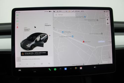 Tesla Model 3 - Photo 20