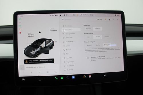 Tesla Model 3 - Photo 22