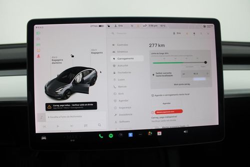 Tesla Model 3 - Photo 23