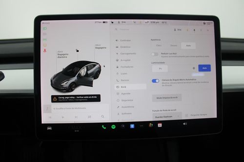 Tesla Model 3 - Photo 28