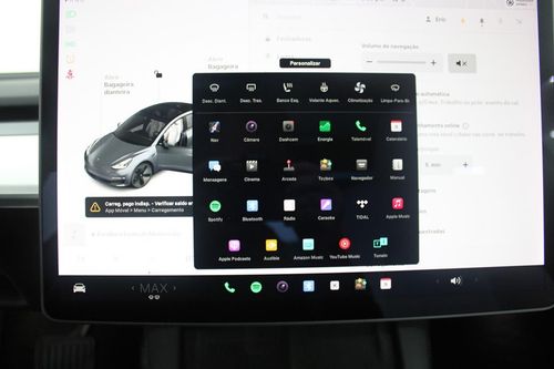 Tesla Model 3 - Photo 32