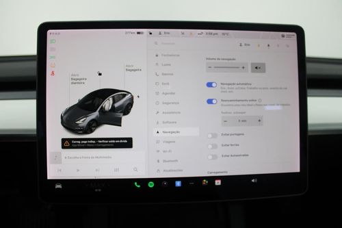 Tesla Model 3 - Photo 31