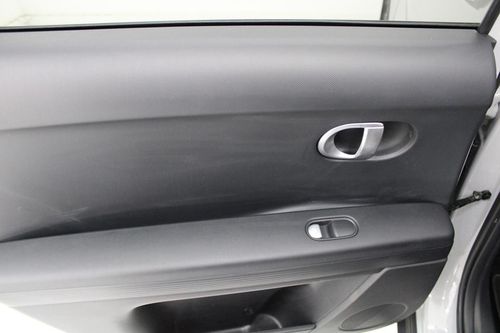 Hyundai Ioniq 5 - Photo 12