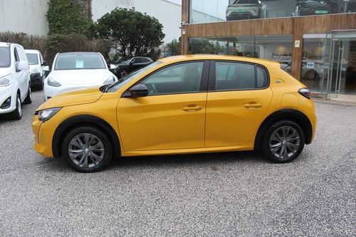 Peugeot e-2008 - Photo 7