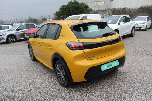 Peugeot e-2008 - Photo 8