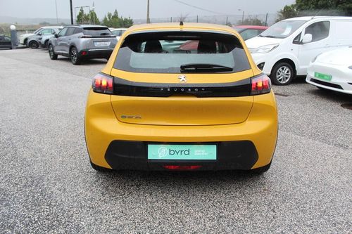 Peugeot e-2008 - Photo 9