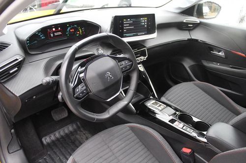 Peugeot e-2008 - Photo 16