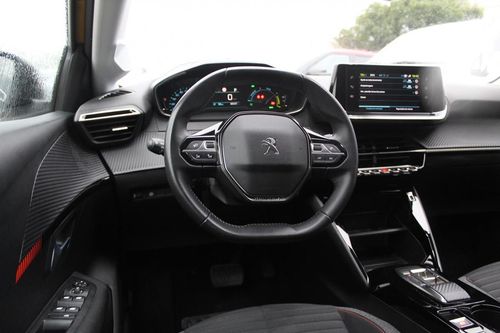 Peugeot e-2008 - Photo 20