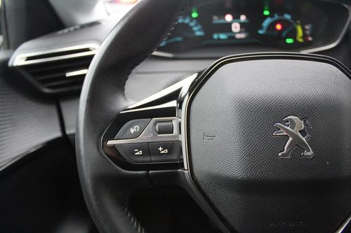 Peugeot e-2008 - Photo 31