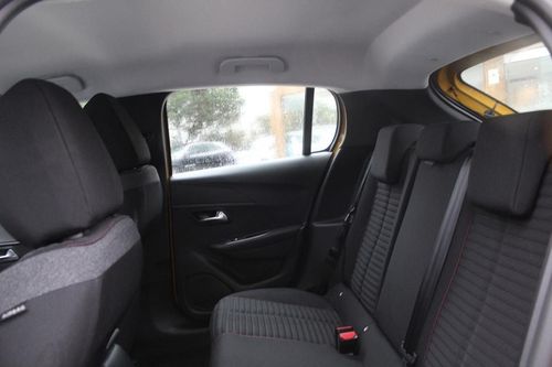 Peugeot e-2008 - Photo 36